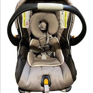 Chicco keyfit carseat,and base with brand new inserts and cover